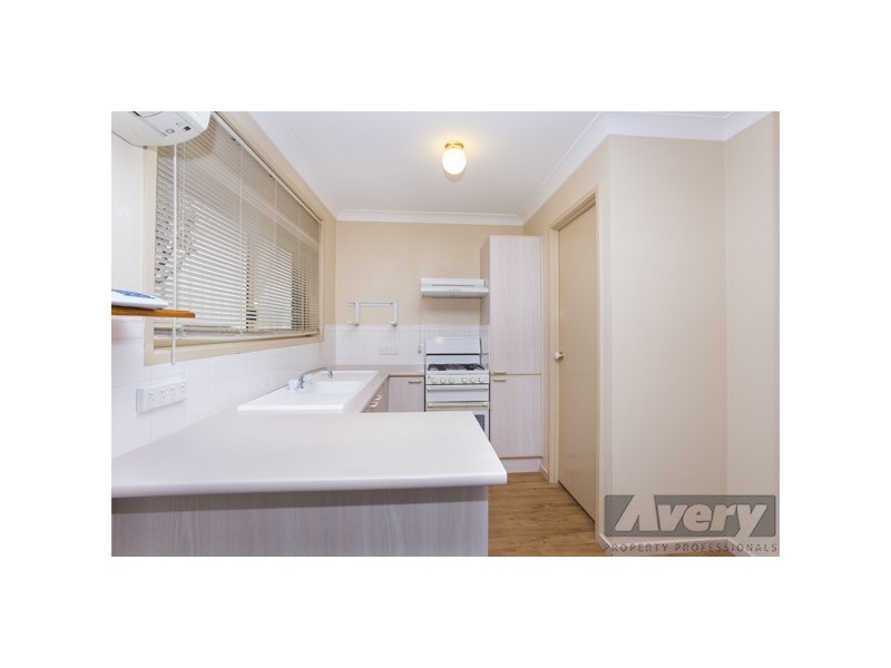 2/11 Nigel Place, Carey Bay NSW 2283