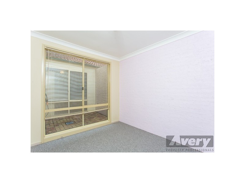 2/11 Nigel Place, Carey Bay NSW 2283