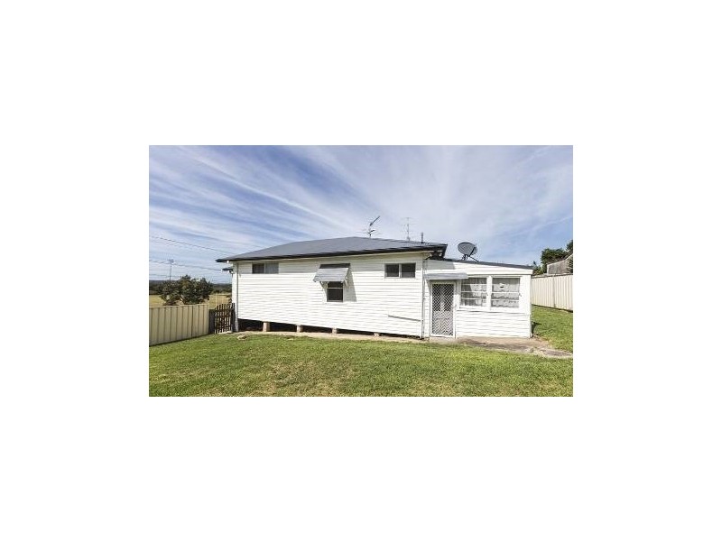 21 York Street, Teralba NSW 2284