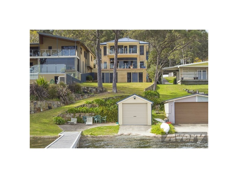 57 Coal Point Road, Coal Point NSW 2283