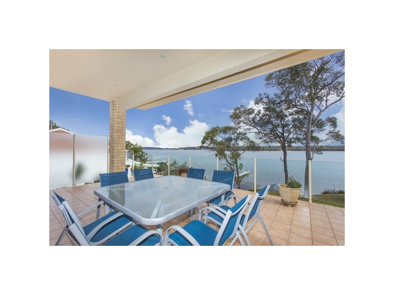 57 Coal Point Road, Coal Point NSW 2283