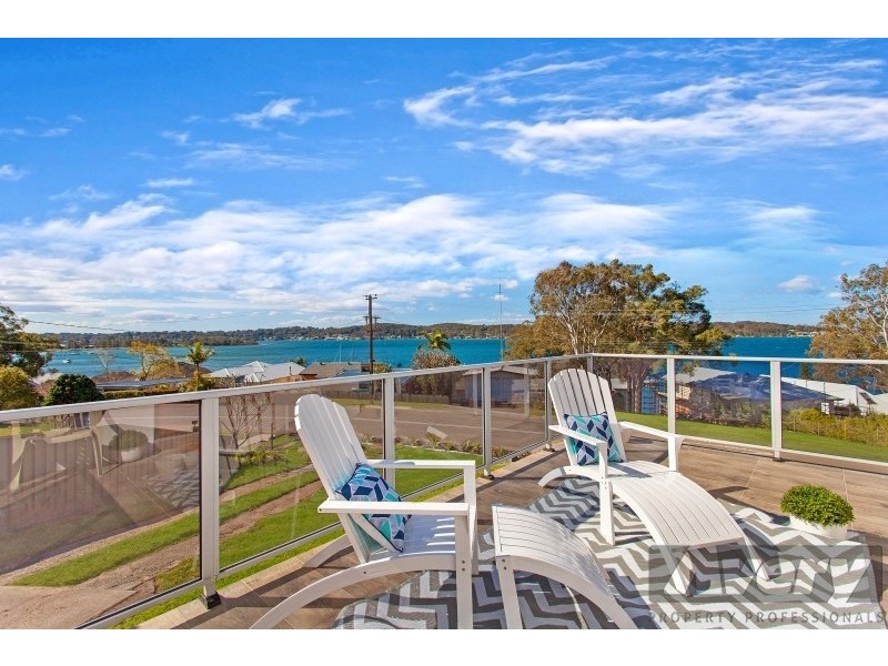 102 Fishing Point Road, Fishing Point NSW 2283