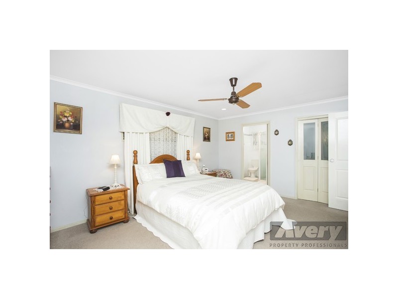 25 Kilaben Street, Awaba NSW 2283