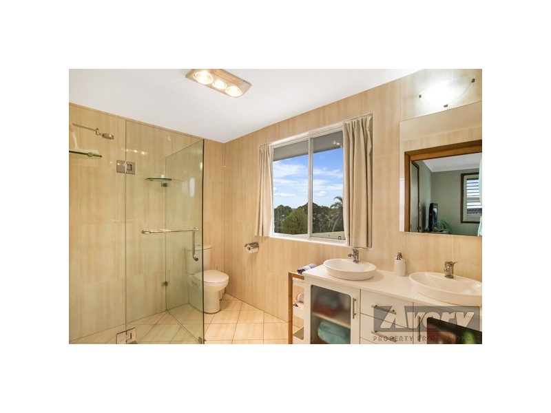 22 Sunlight Parade, Fishing Point NSW 2283
