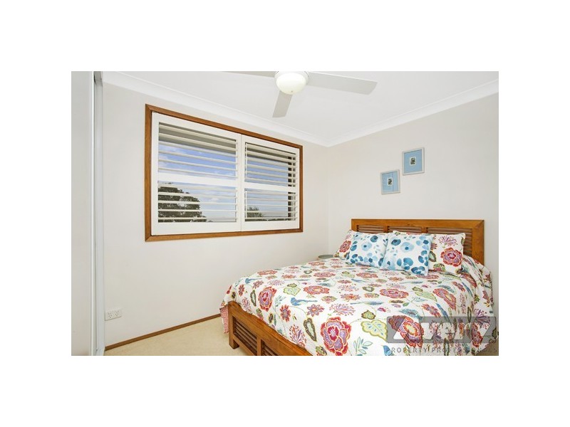 22 Sunlight Parade, Fishing Point NSW 2283