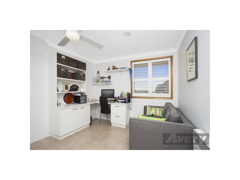 22 Sunlight Parade, Fishing Point NSW 2283