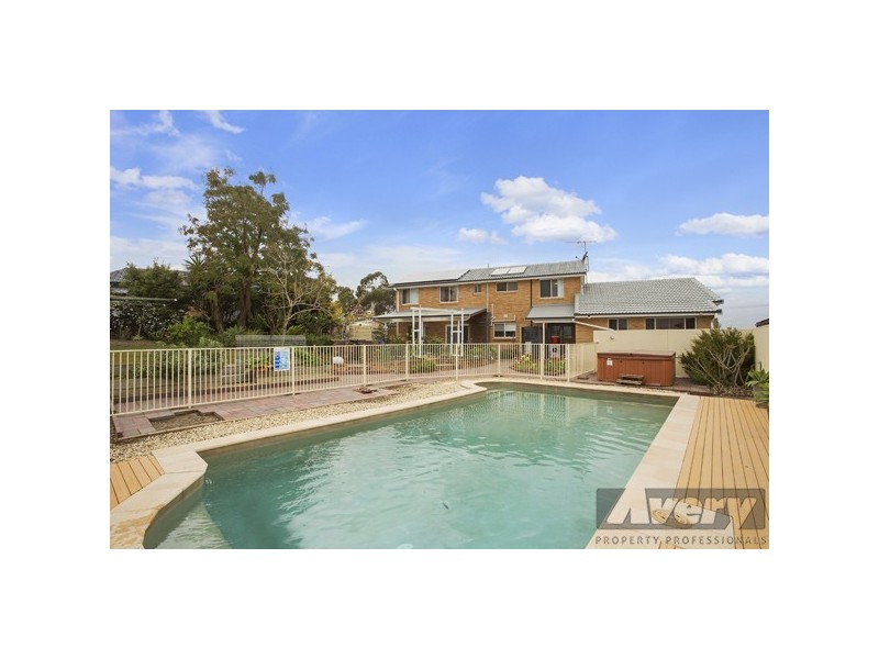 22 Sunlight Parade, Fishing Point NSW 2283