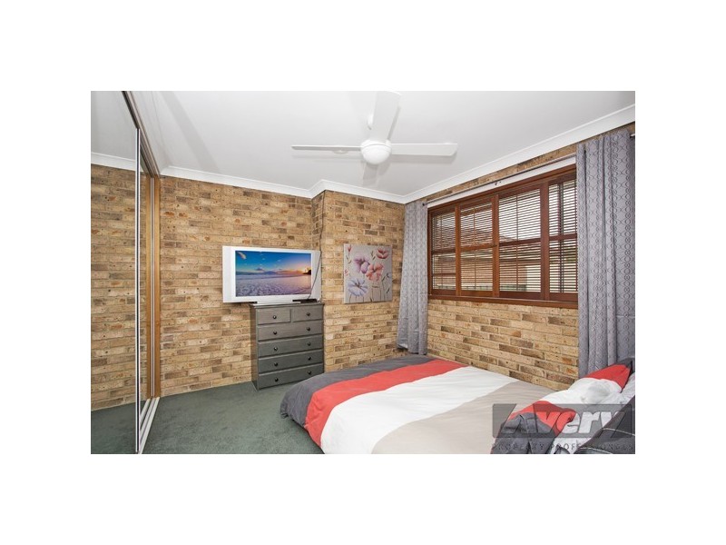 22 Sunlight Parade, Fishing Point NSW 2283