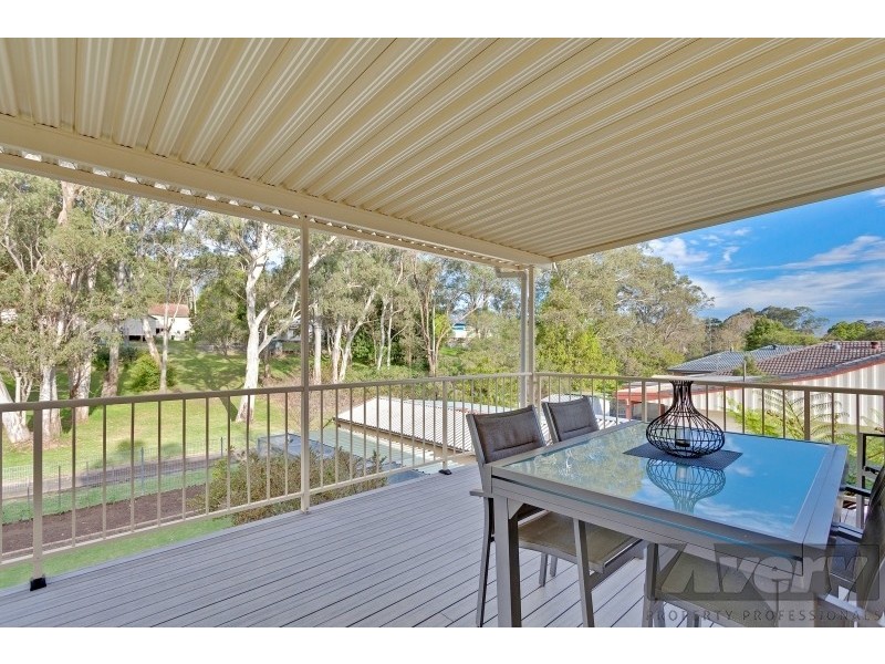 18 Jamboree Close, Fennell Bay NSW 2283