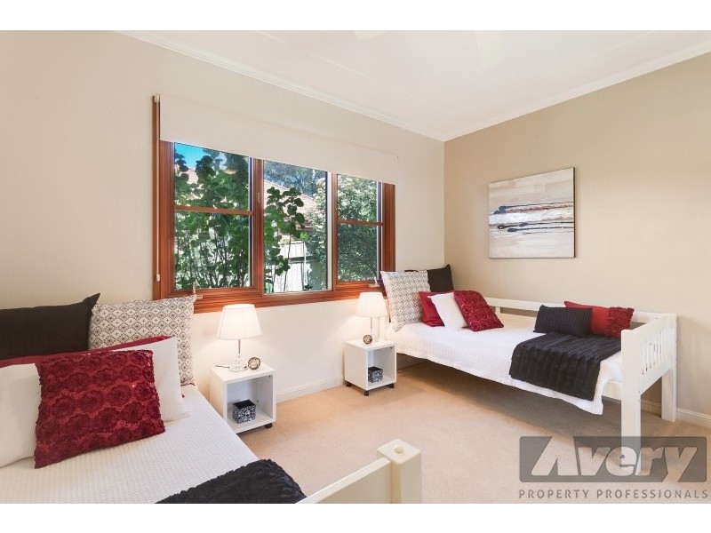 9 Ambrose Street, Carey Bay NSW 2283