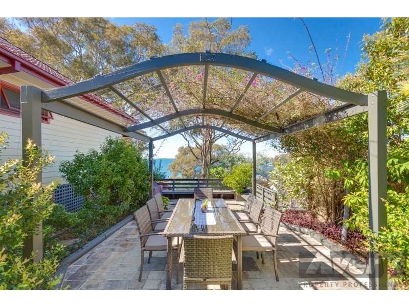 9 Ambrose Street, Carey Bay NSW 2283