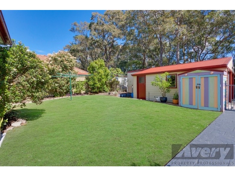 9 Ambrose Street, Carey Bay NSW 2283