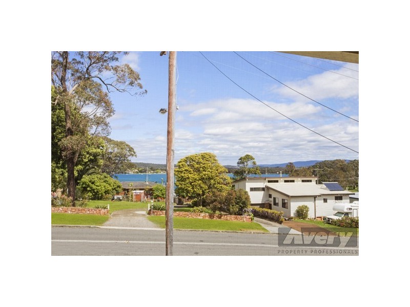 106 Bay Road, Bolton Point NSW 2283
