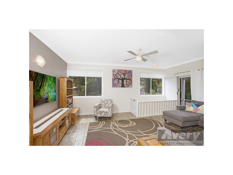 106 Bay Road, Bolton Point NSW 2283