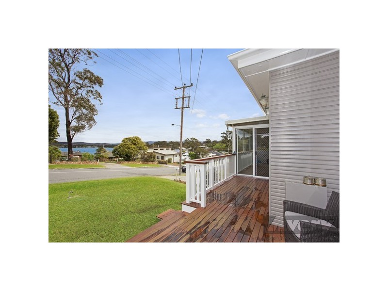 106 Bay Road, Bolton Point NSW 2283