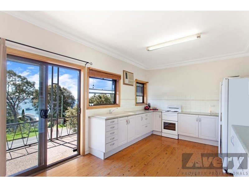 165 Skye Point Road, Coal Point NSW 2283