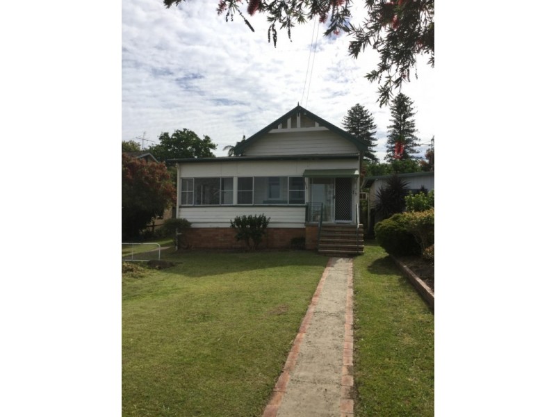 5 Moore Street, Toronto NSW 2283