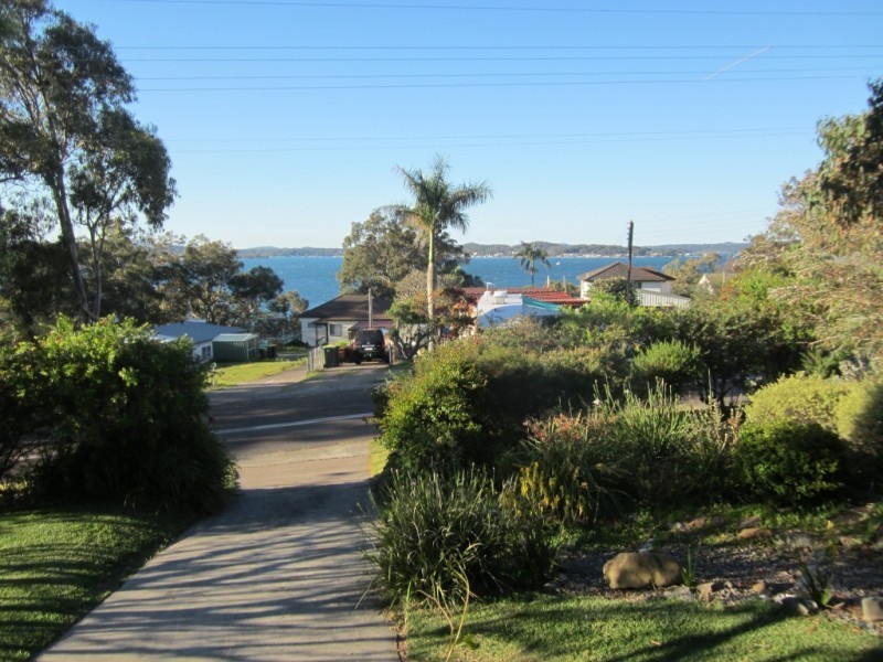 32 Watkins Road, Wangi Wangi NSW 2267
