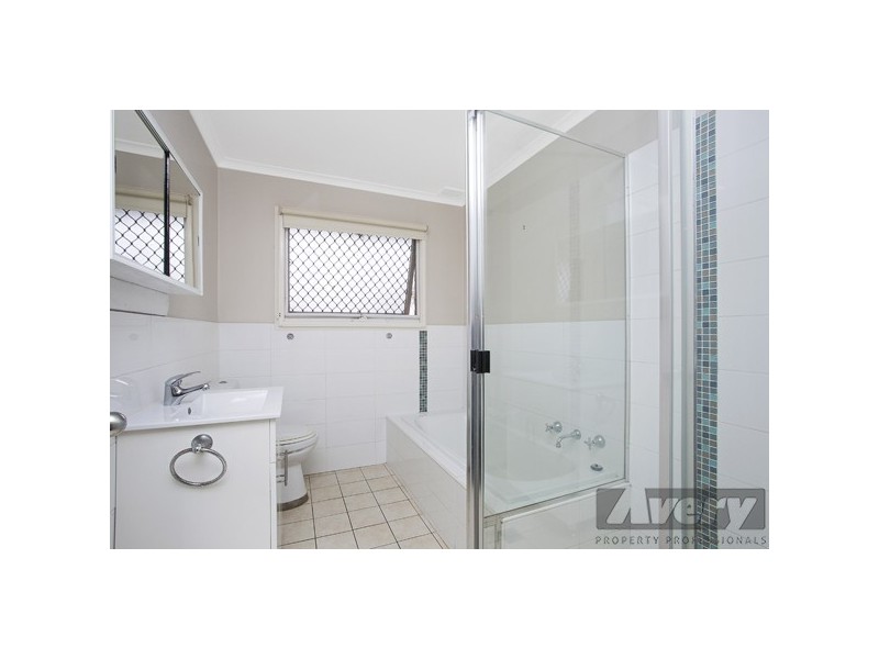 24 Tarana Place, Bolton Point NSW 2283
