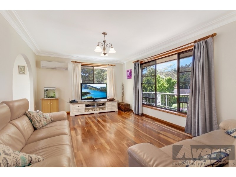 11 Tallarook Close, Toronto NSW 2283