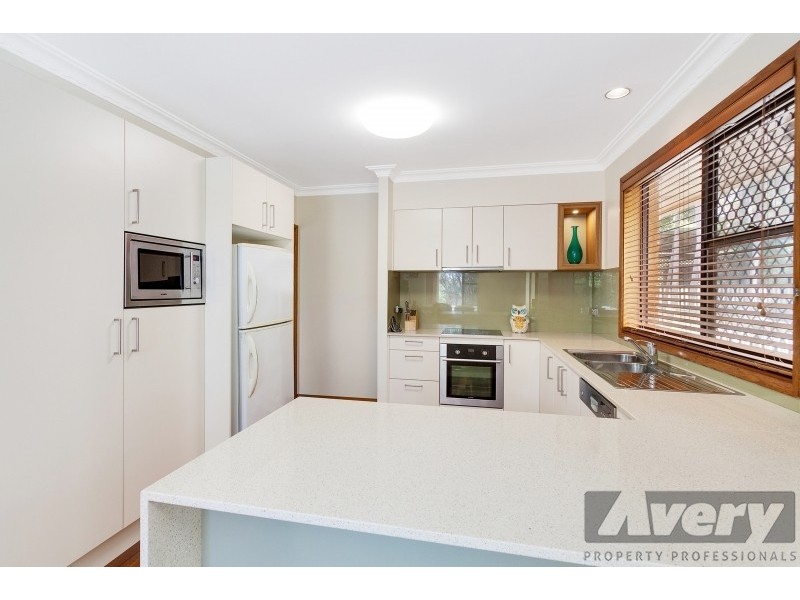 11 Tallarook Close, Toronto NSW 2283