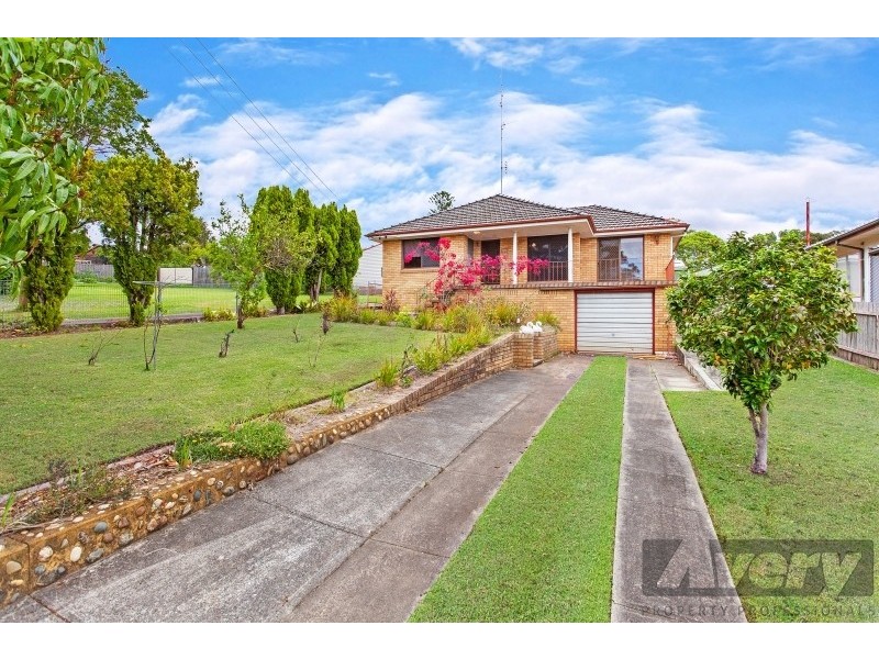 60a Middle Point Road, Bolton Point NSW 2283