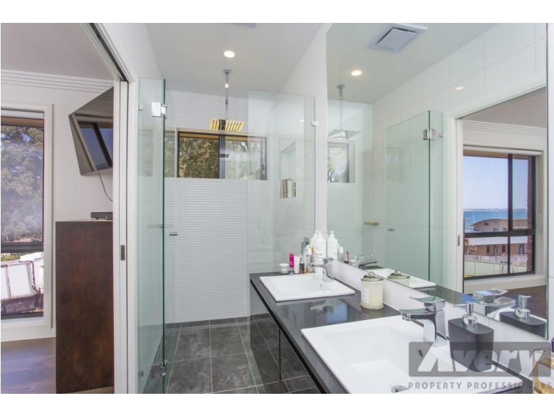 282 Skye Point Road, Coal Point NSW 2283