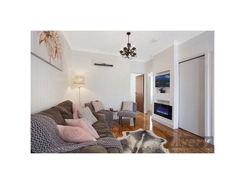 8 Aspinall Way, Booragul NSW 2284