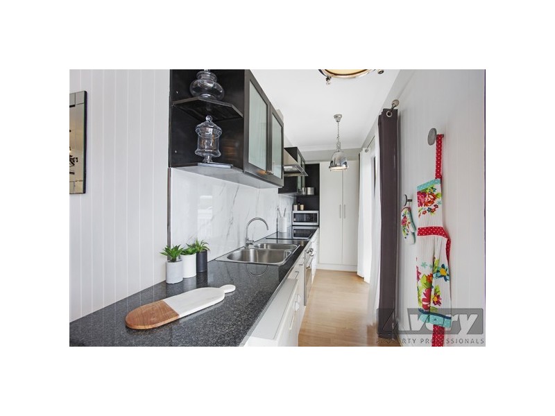 8 Aspinall Way, Booragul NSW 2284