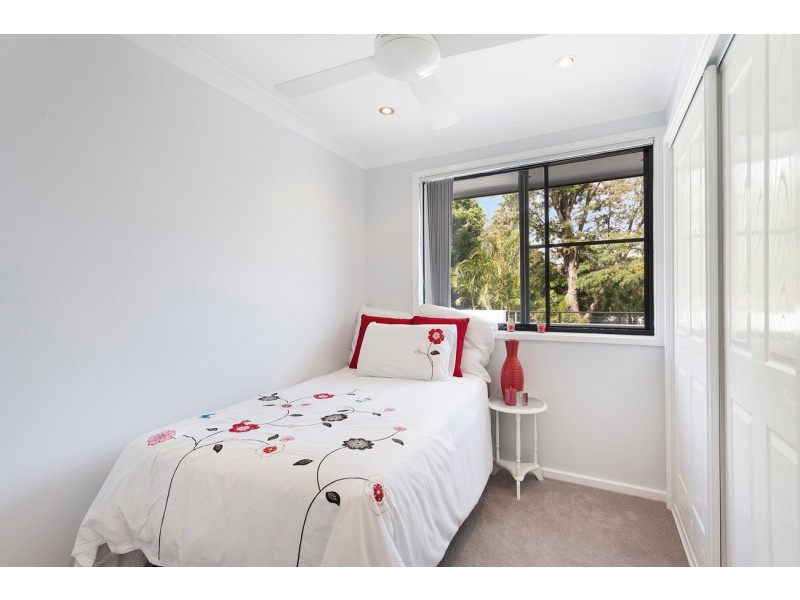 7 Noorumba Close, Carey Bay NSW 2283