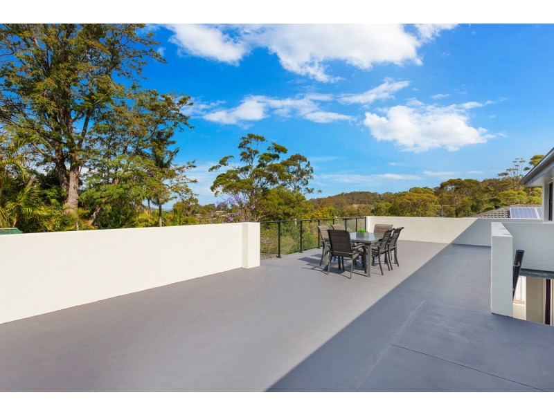 7 Noorumba Close, Carey Bay NSW 2283