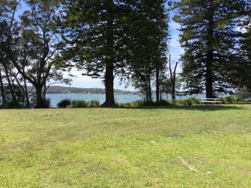 48 Nanda Street, Marmong Point NSW 2284