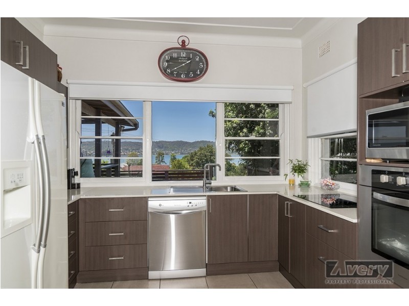 12 Bell Street, Booragul NSW 2284