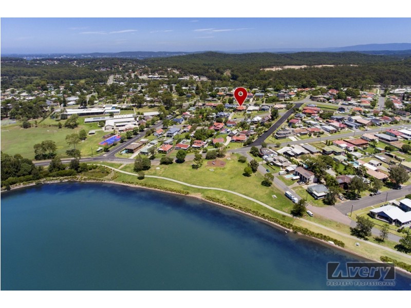 12 Bell Street, Booragul NSW 2284
