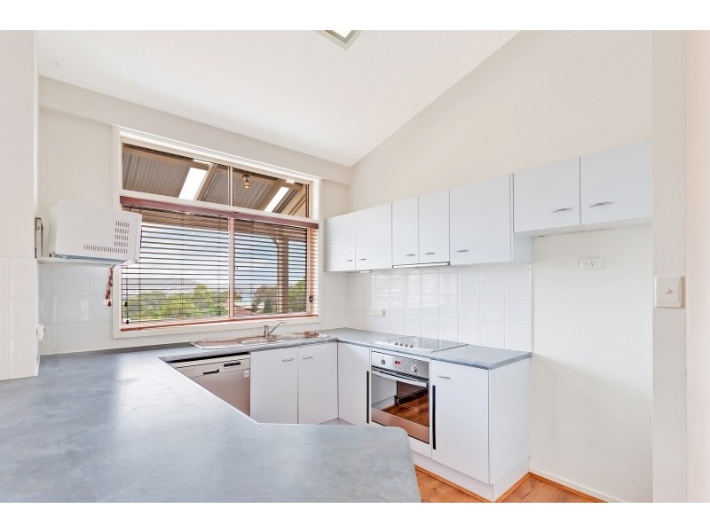 17 Express Circuit, Marmong Point NSW 2284