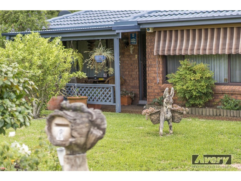6 Vim Close, Woodrising NSW 2284