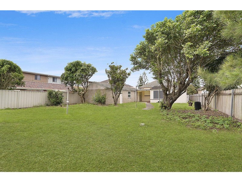 50 Parkway Avenue, Cooks Hill NSW 2300