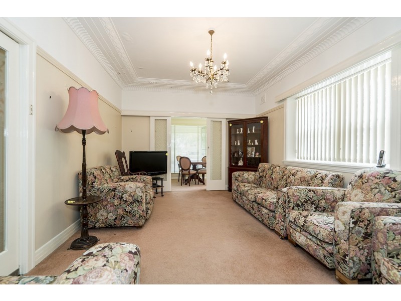 50 Parkway Avenue, Cooks Hill NSW 2300