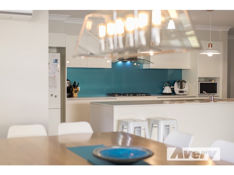 15 Fred Avery Drive, Buttaba NSW 2283