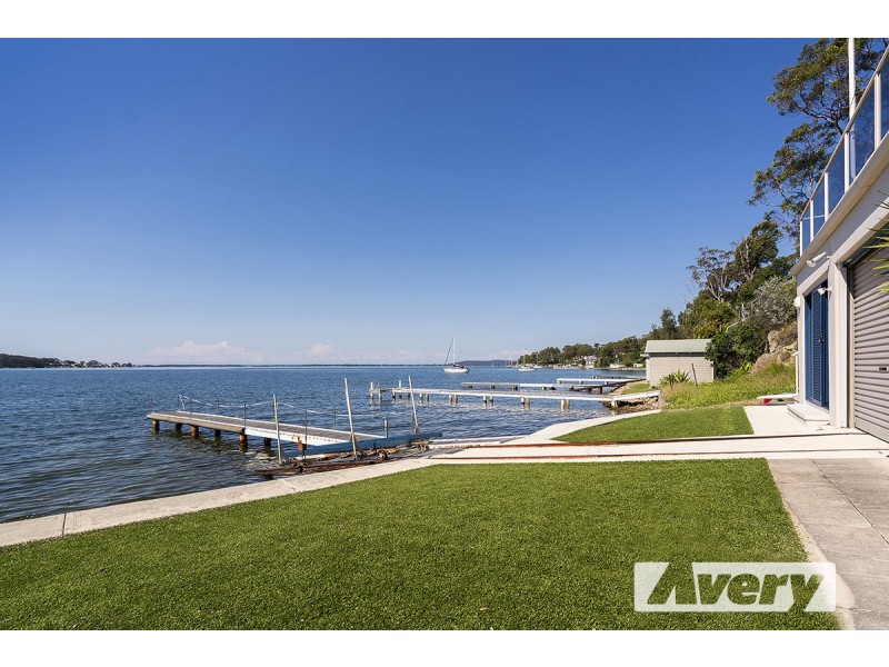 12 The Circlet, Rathmines NSW 2283