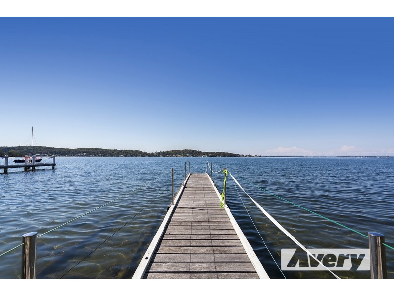 12 The Circlet, Rathmines NSW 2283