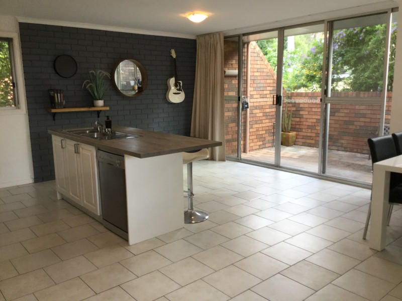 1/4 Bay Street, Toronto NSW 2283