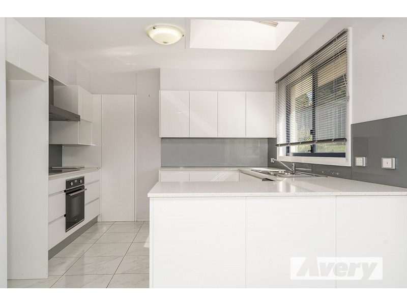 75 Sealand Road, Fishing Point NSW 2283