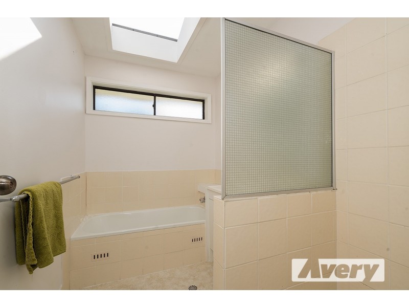 75 Sealand Road, Fishing Point NSW 2283