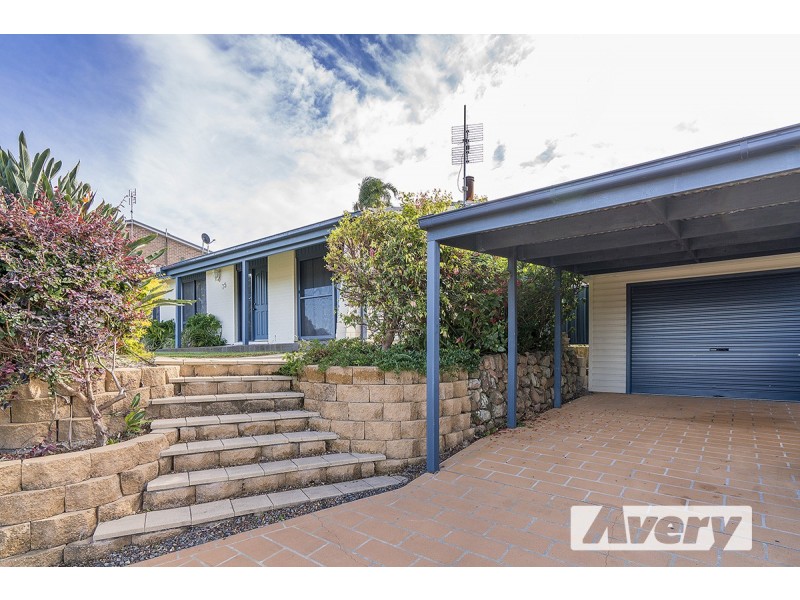 75 Sealand Road, Fishing Point NSW 2283