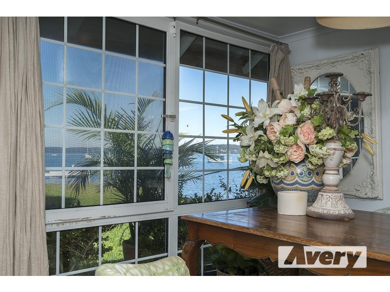 355 Coal Point Road, Coal Point NSW 2283