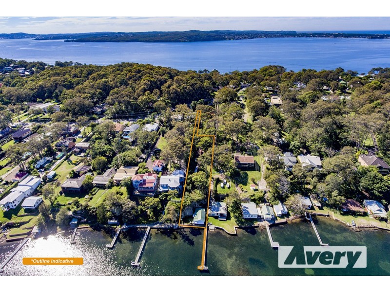 355 Coal Point Road, Coal Point NSW 2283