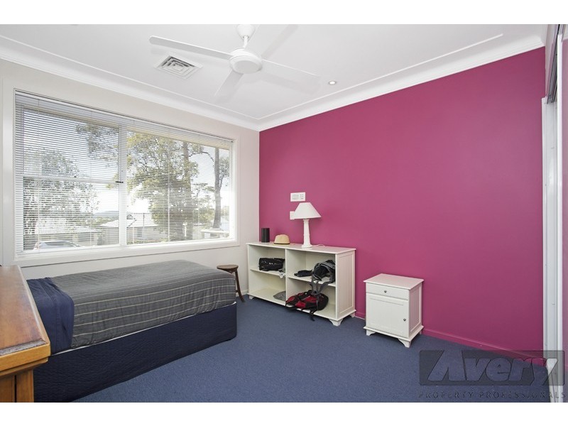 27 Barina Avenue, Kilaben Bay NSW 2283