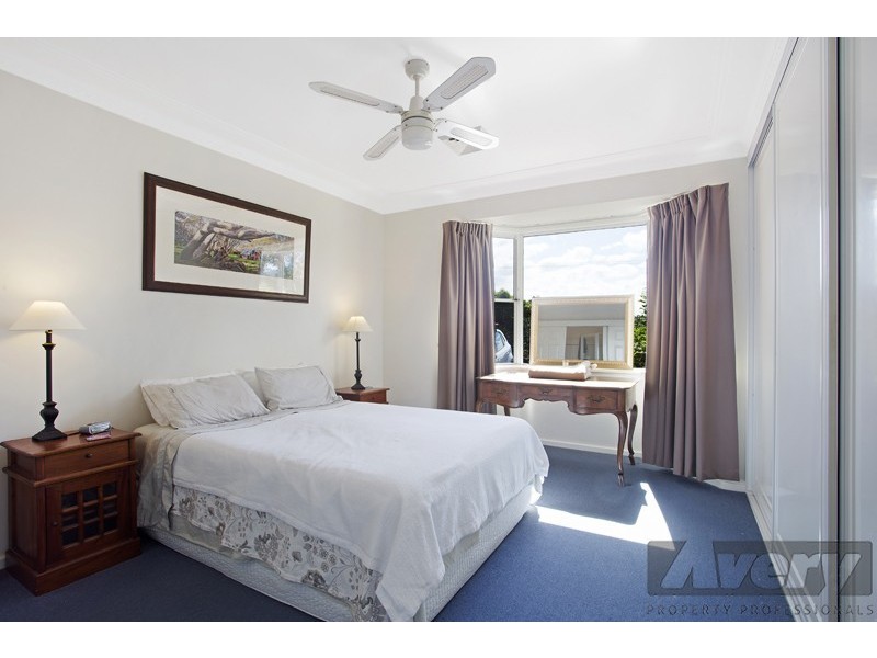 27 Barina Avenue, Kilaben Bay NSW 2283