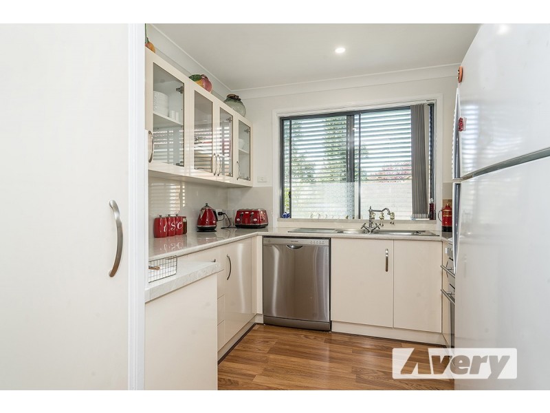 16 Nelmes Close, Toronto NSW 2283
